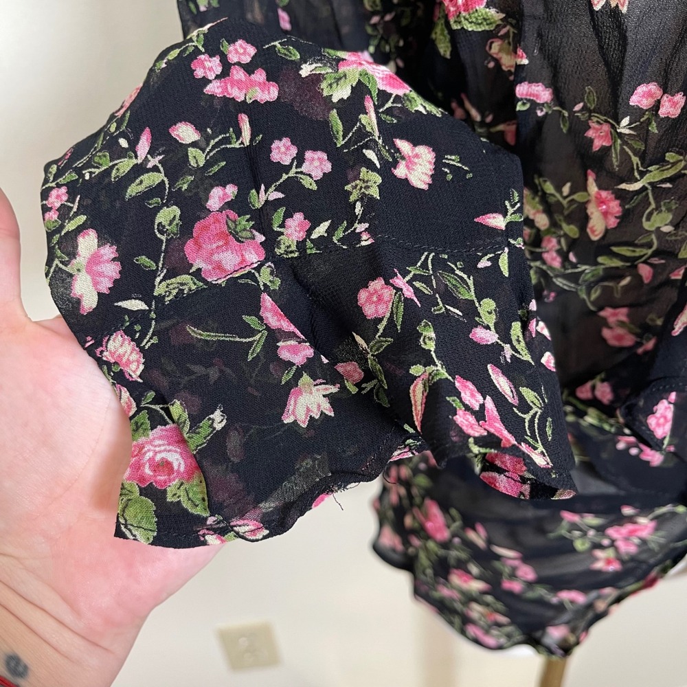 Vintage Paradise Plus Cardigan Women 1X Black Pink Floral Ruffle Tie Front Sheer - Picture 5 of 10